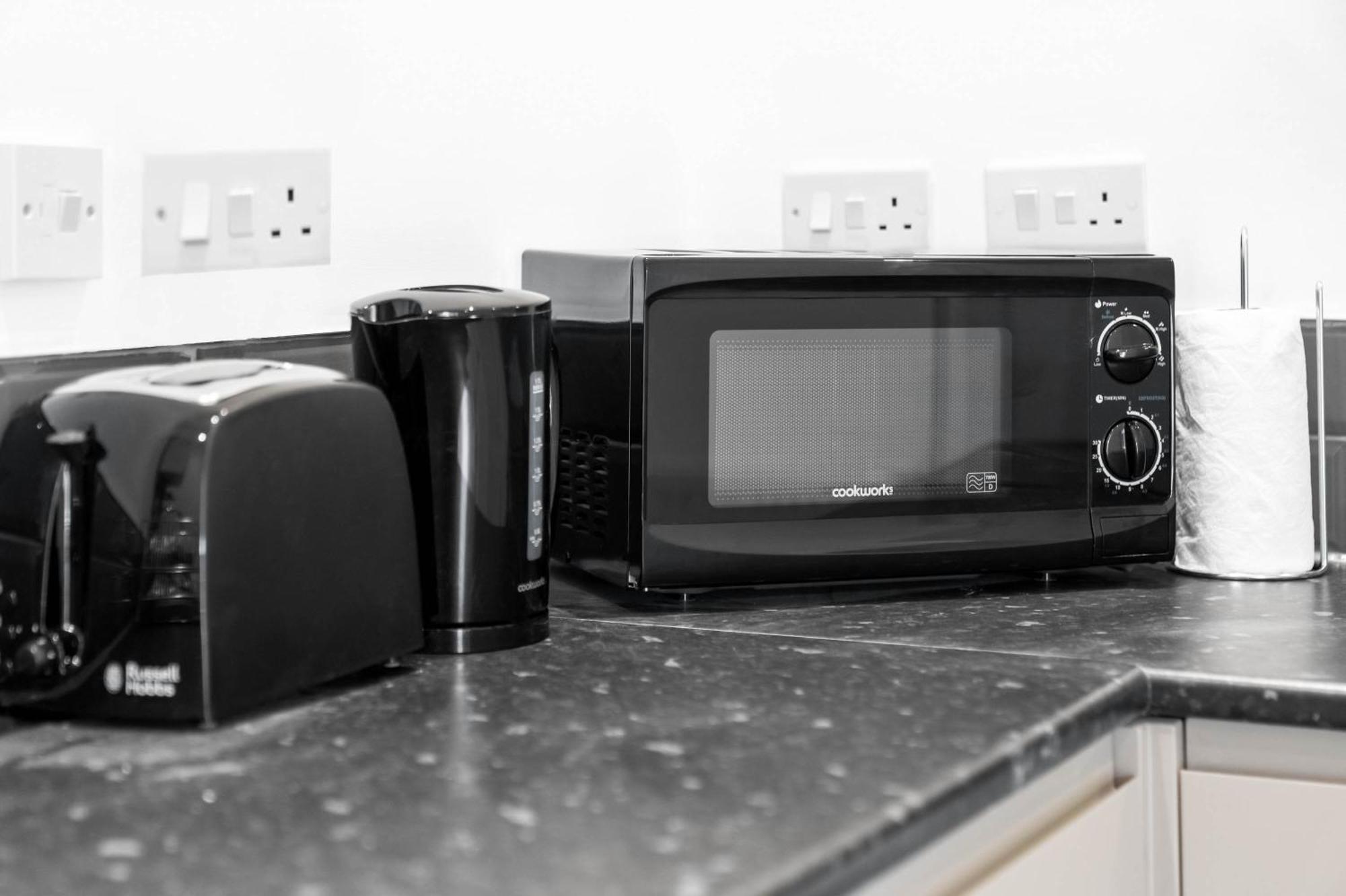 Stylish Apartment - Free Wifi & Netflix - On Street Parking - Double Bed - 49Ag Rowley Regis Bagian luar foto